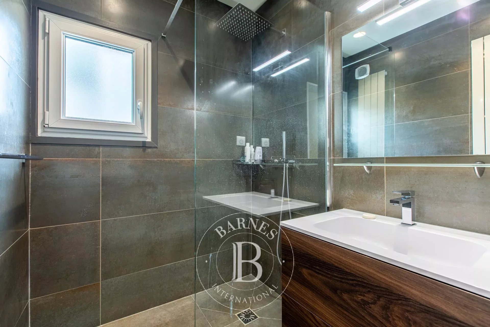 Daire Paris 8ème - picture 11