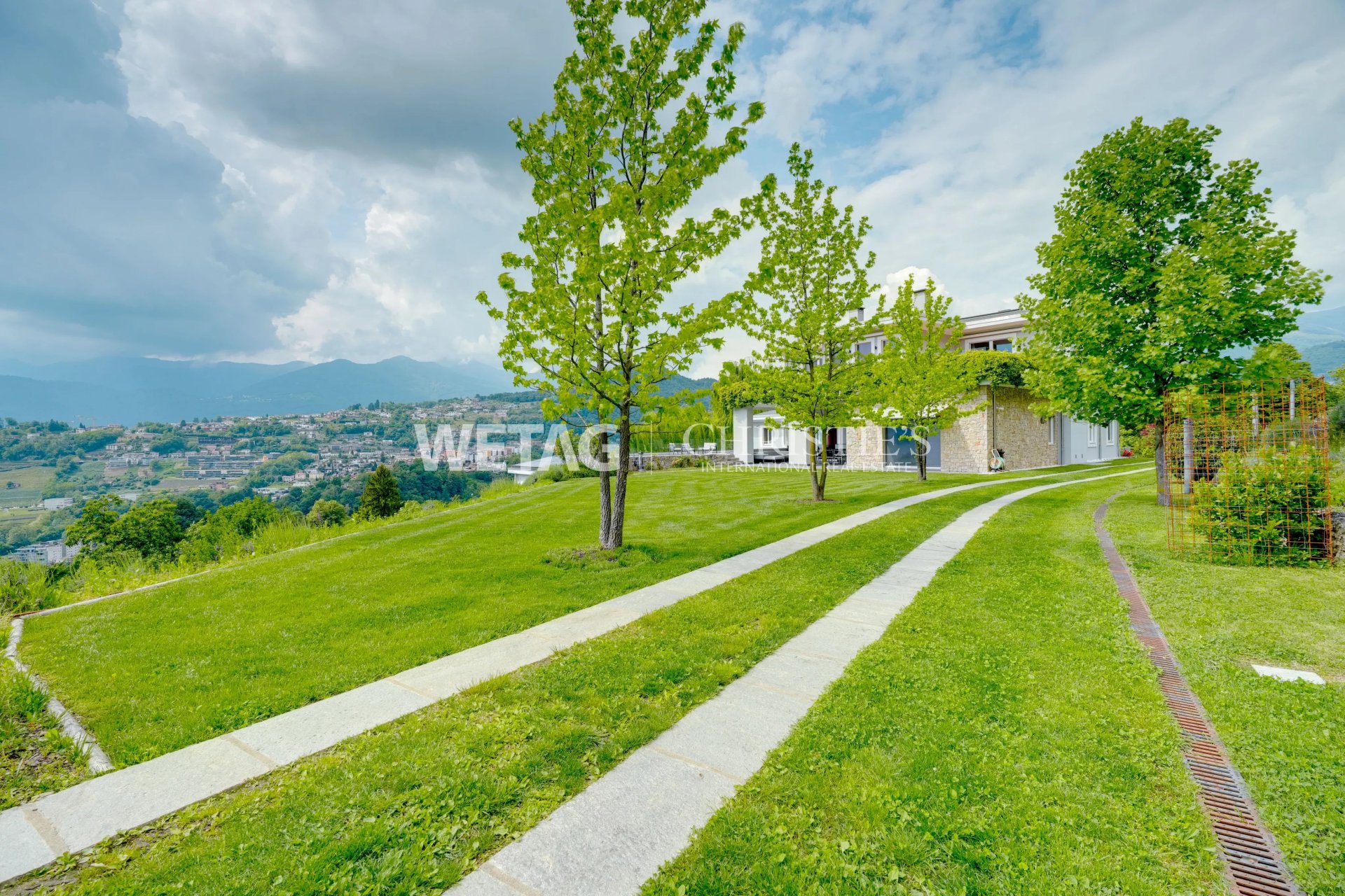 3 Bedroom Villa/Townhouse's Image 9