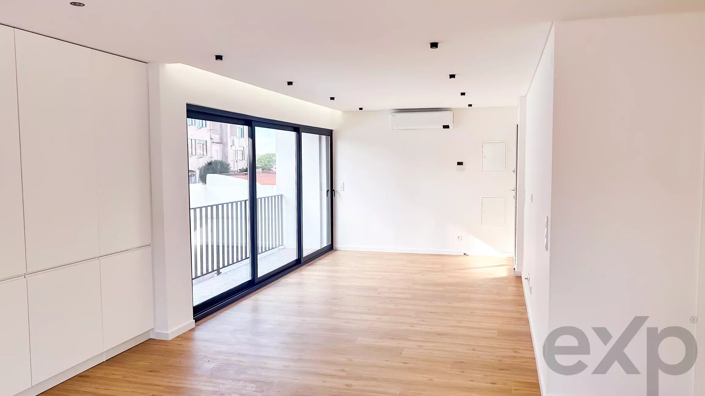 Modern 2-bedroom apartment in Alcabideche 86651620 image 45
