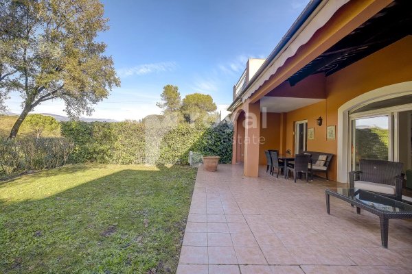Villa with garden in a gated estate – Royal Mougins Golf — photo 3