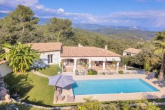 South Facing Villa for Sale in Roquefort Les Pins with Garden — photo 3 of 7