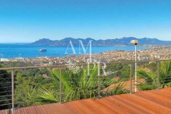 Luxury Designer Villa in Cannes with 180° Sea Views for Sale — photo 3 of 6