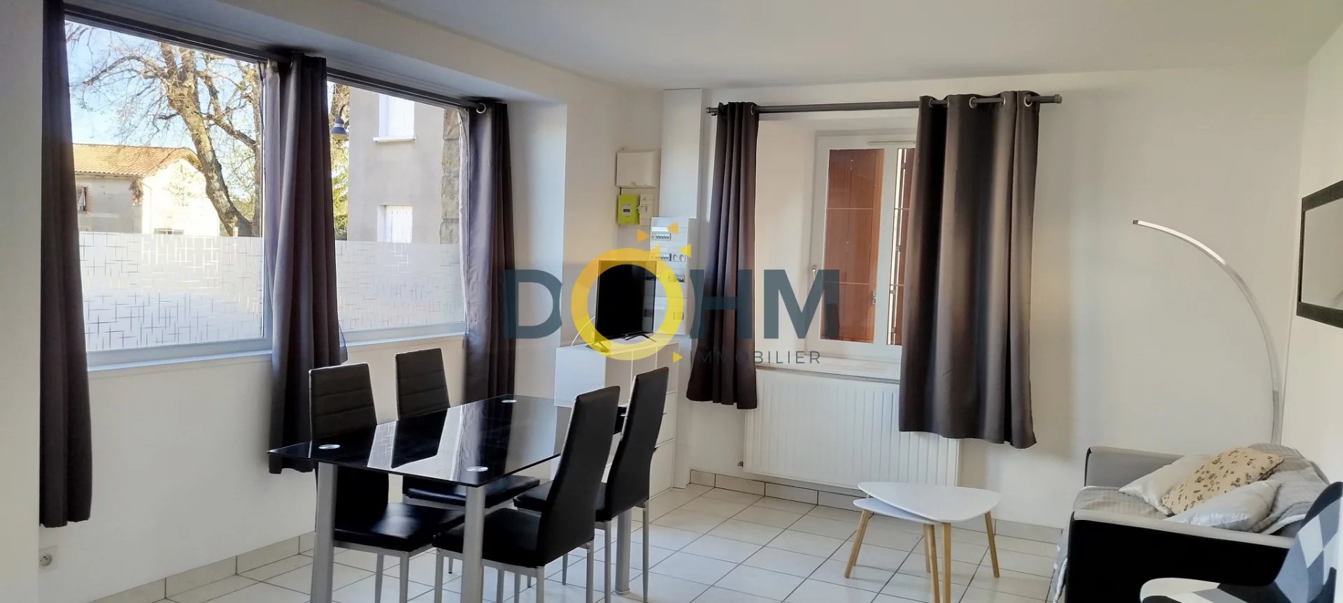 Location Appartement Jullianges