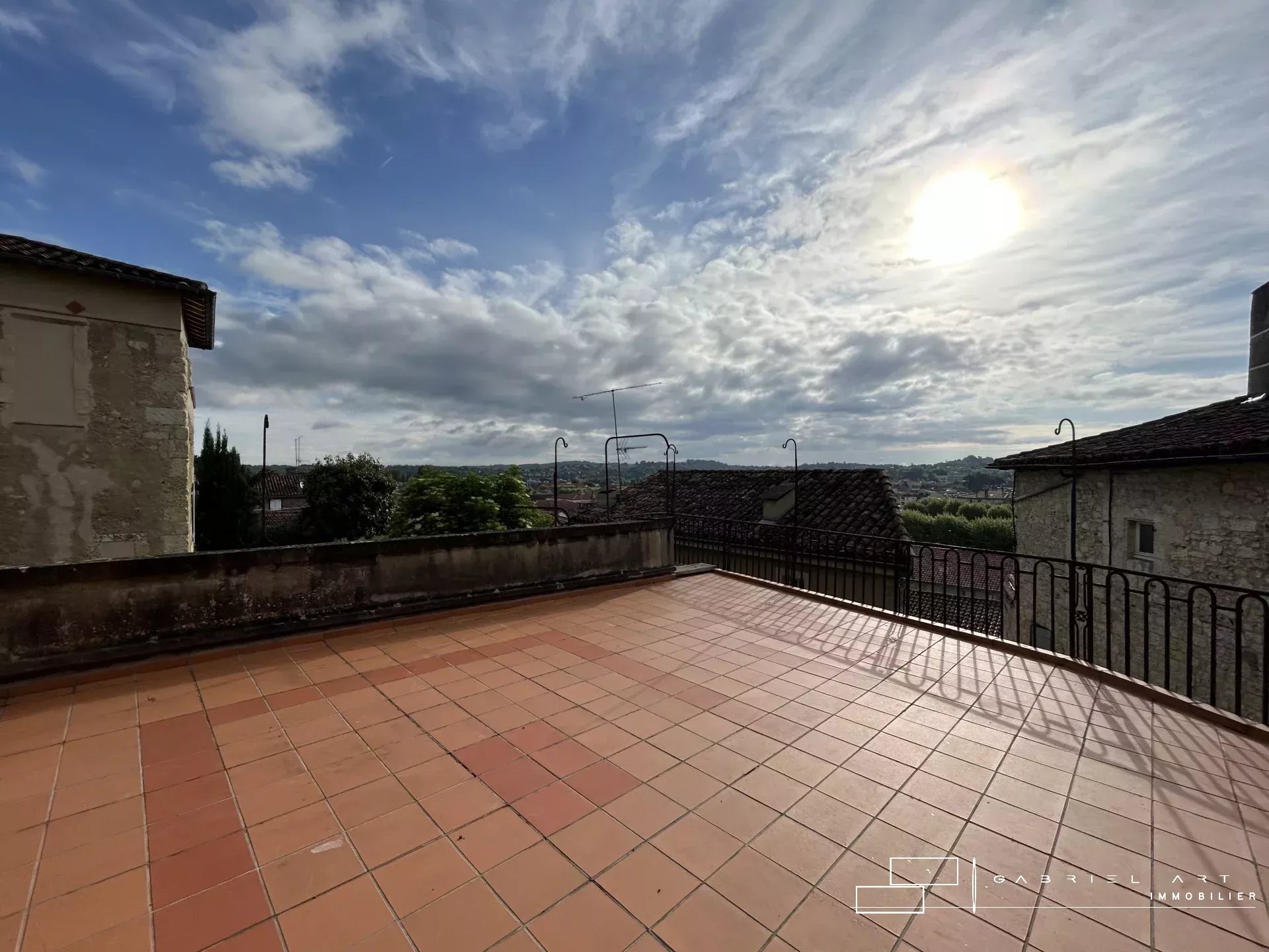 Agence immobilière de 