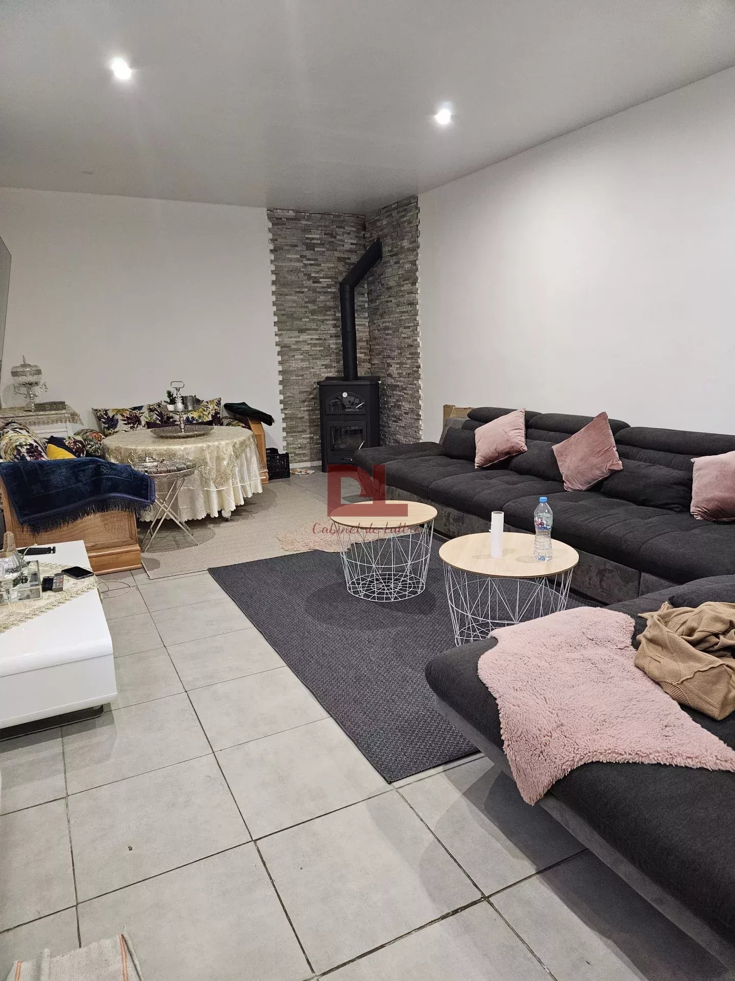 Agence immobilière de 