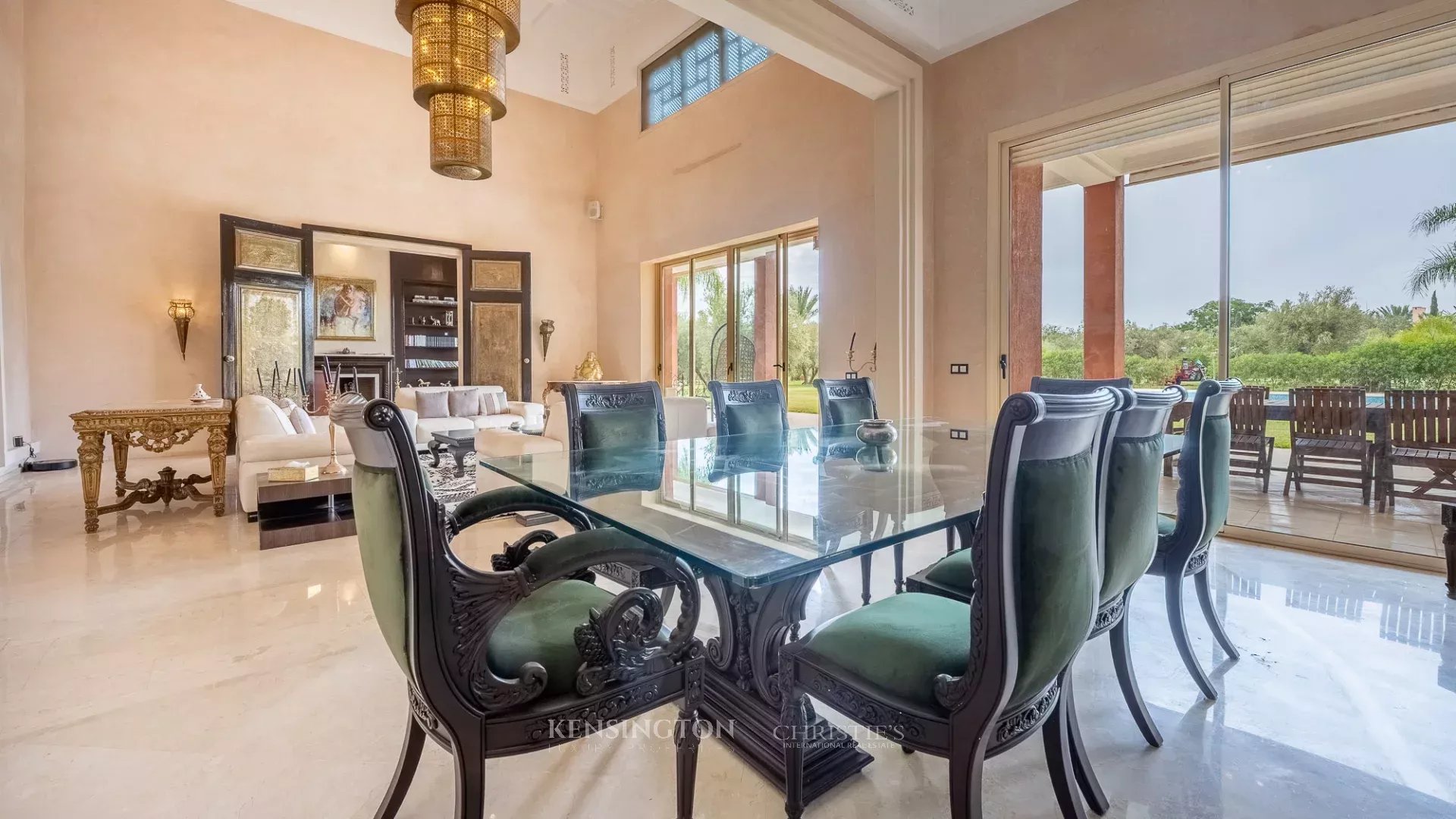 5 Bedroom Villa/Townhouse's Image 4