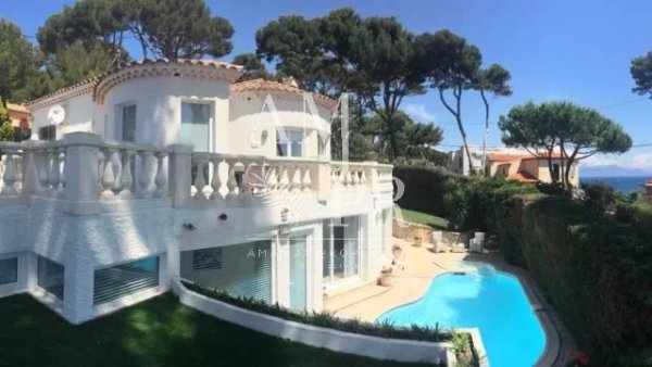 Luxury Sea View Villa for Sale in Cap d'Antibes | Family Estate — photo 4