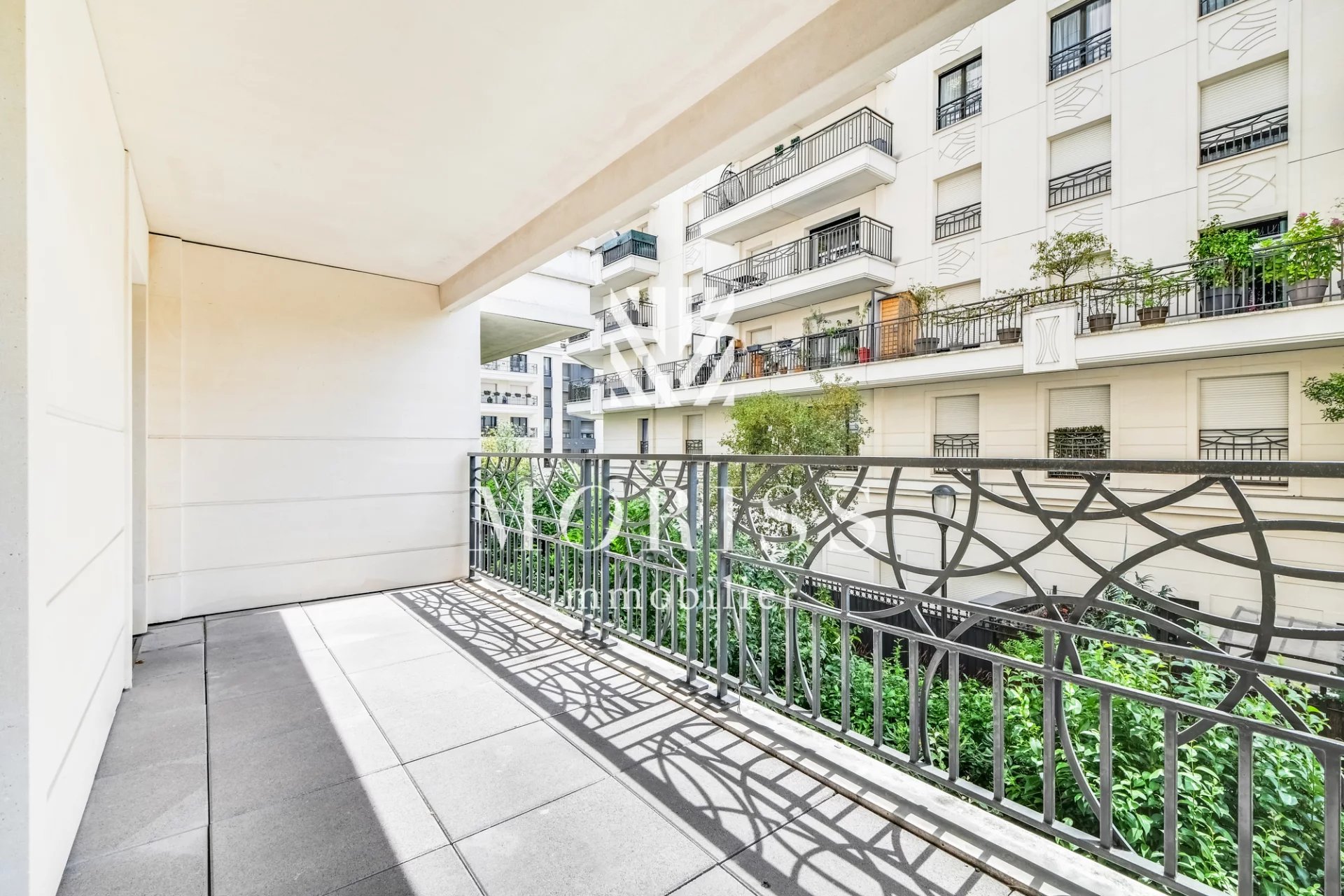 APPARTEMENT / 3 PIÈCES / 70M2 / BALCON - LOGGIA / 92300 LEVALLOI - Image Array