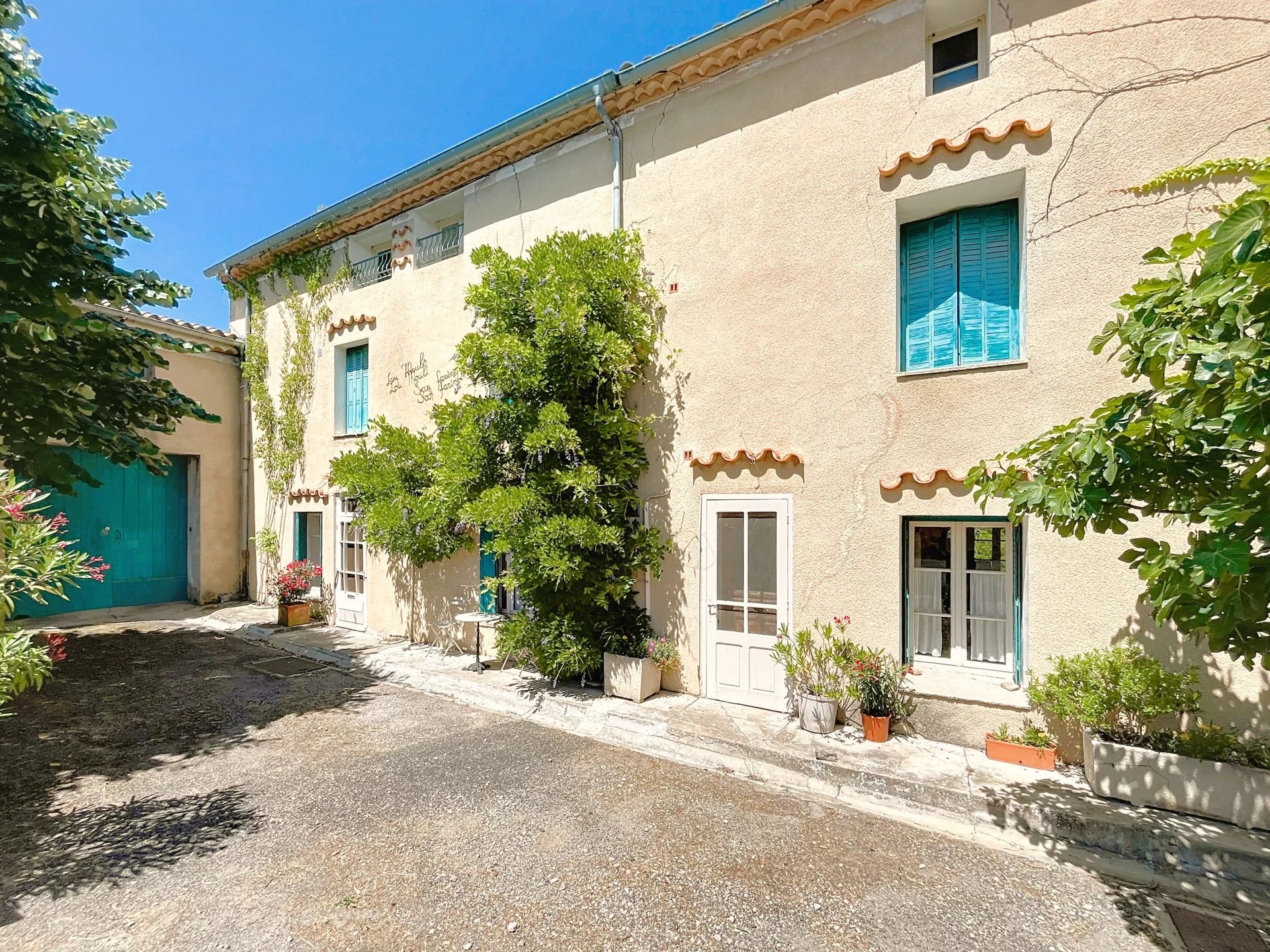 CHARACTER VILLAGE HOUSE WITH GARDEN, CORBIERES