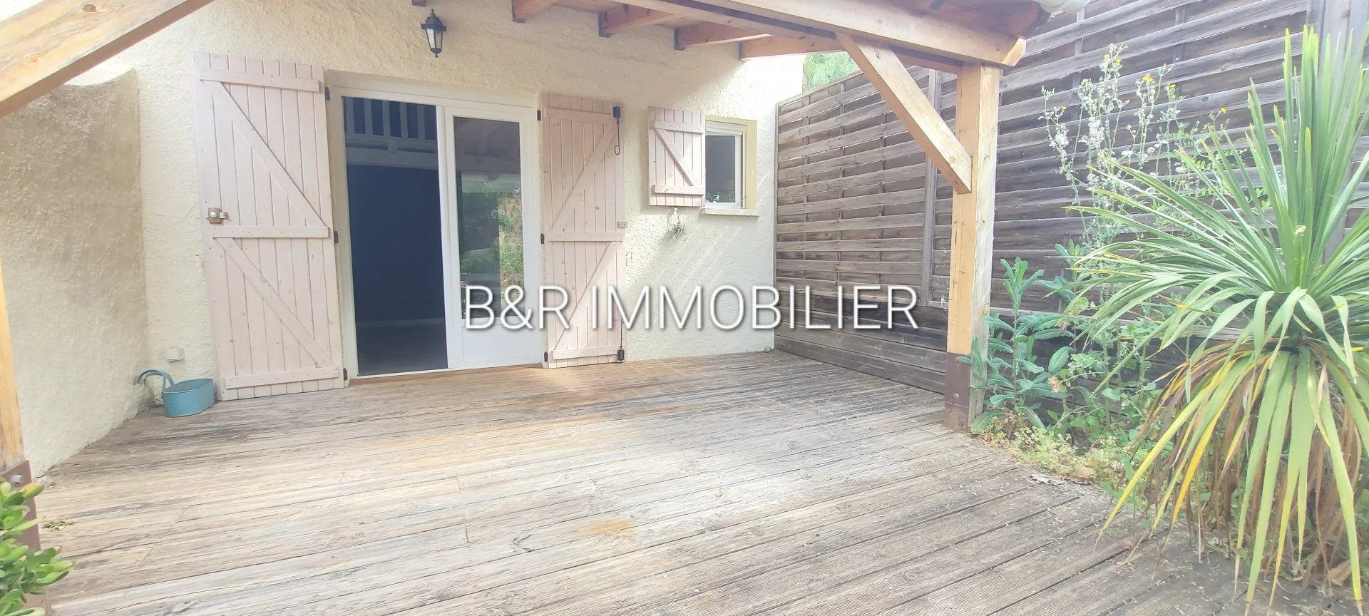 Agence immobilière de 