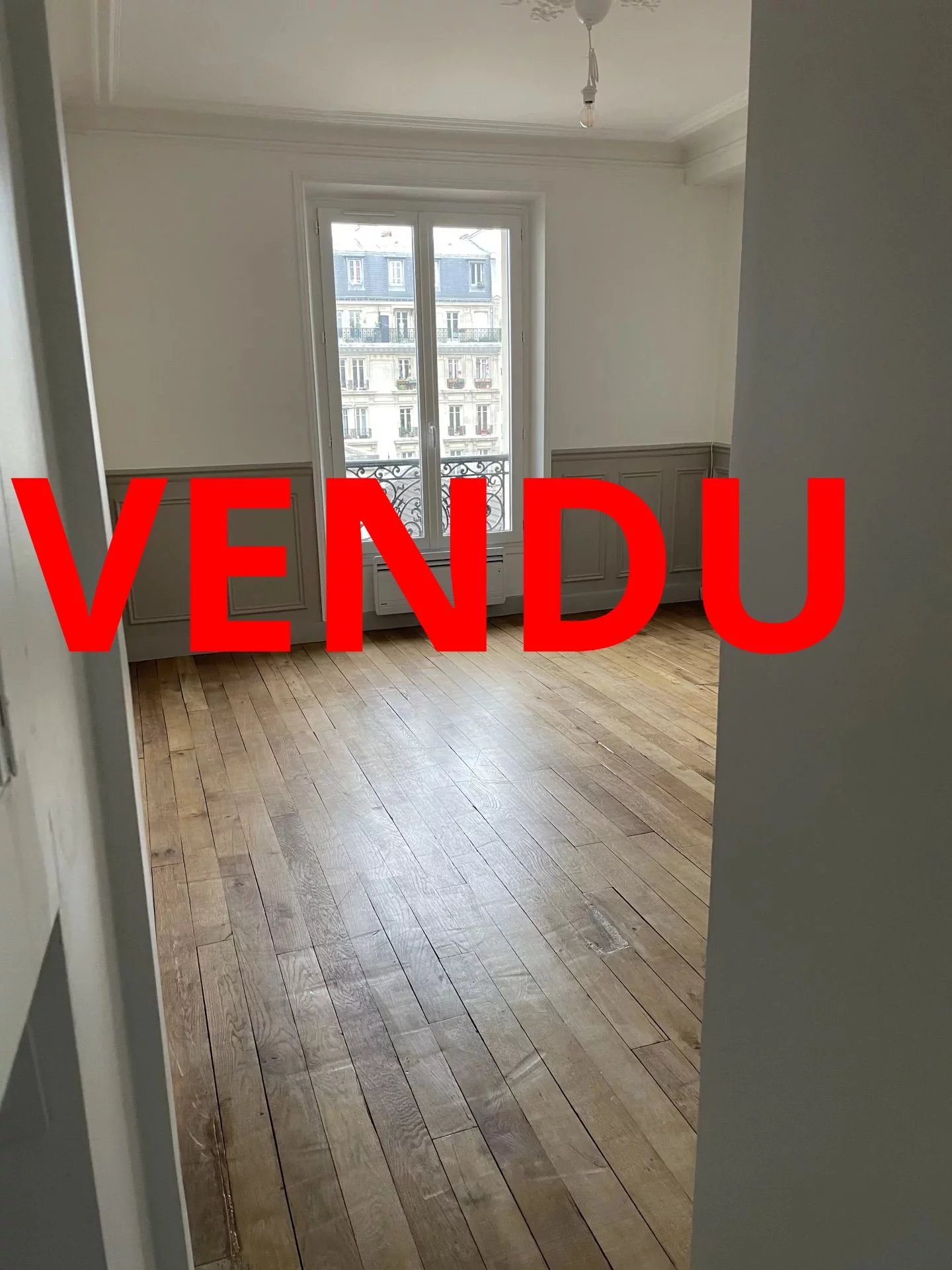 SAINT AMBROISE - ÉTAGE ÉLEVÉ - APPARTEMENT T2