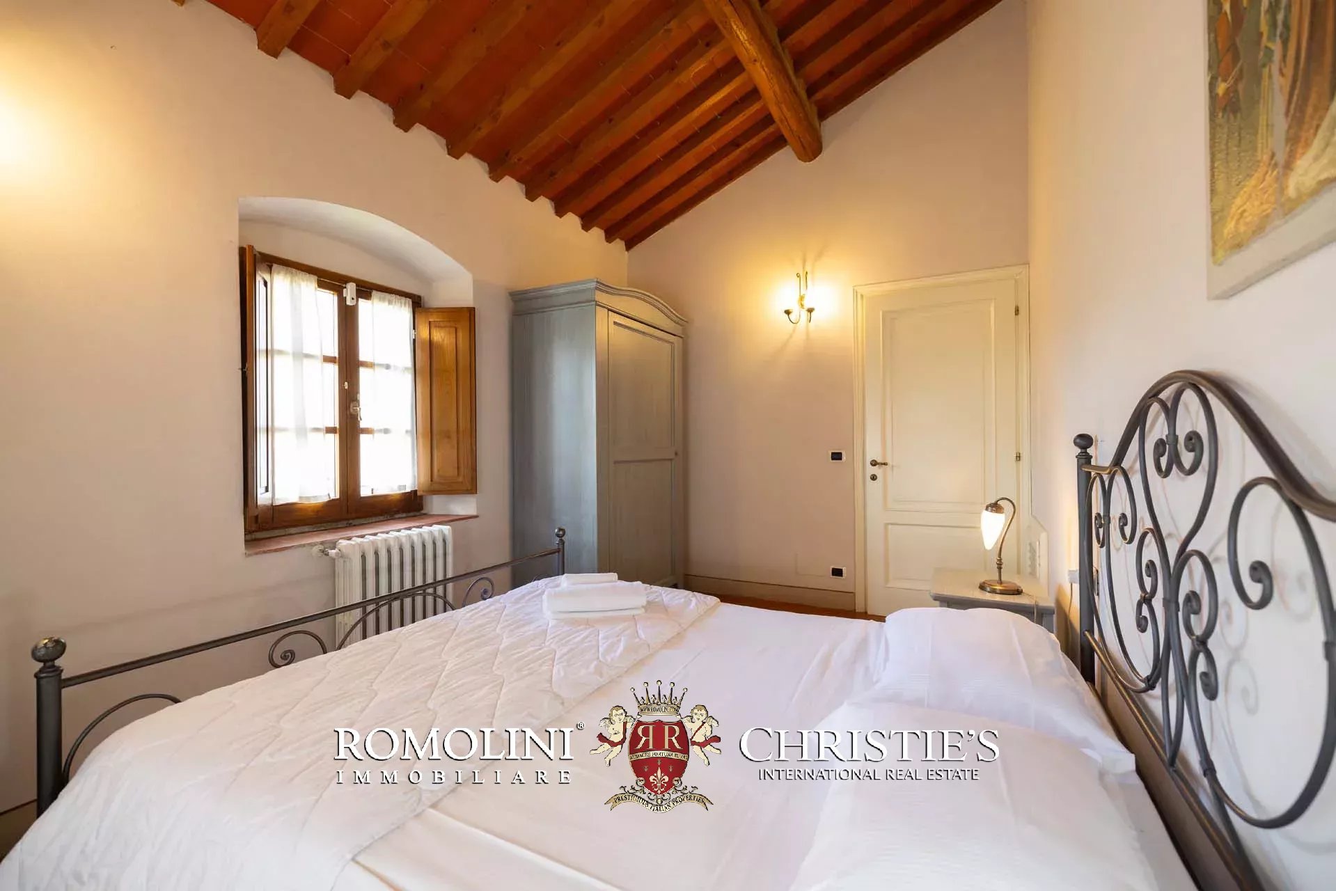 15 Bedroom Villa/Townhouse's Image 46