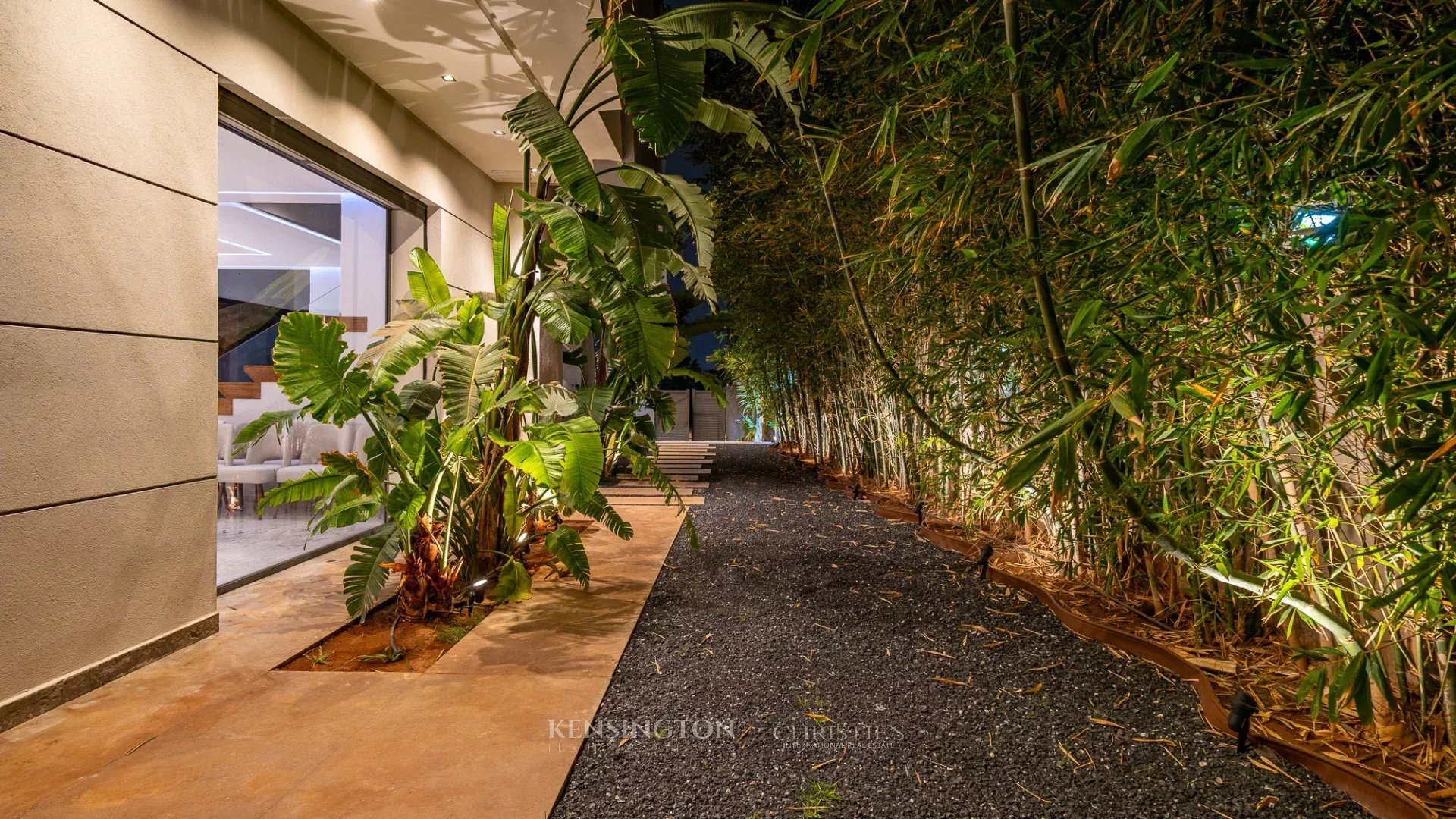 5 Bedroom Villa/Townhouse's Image 65