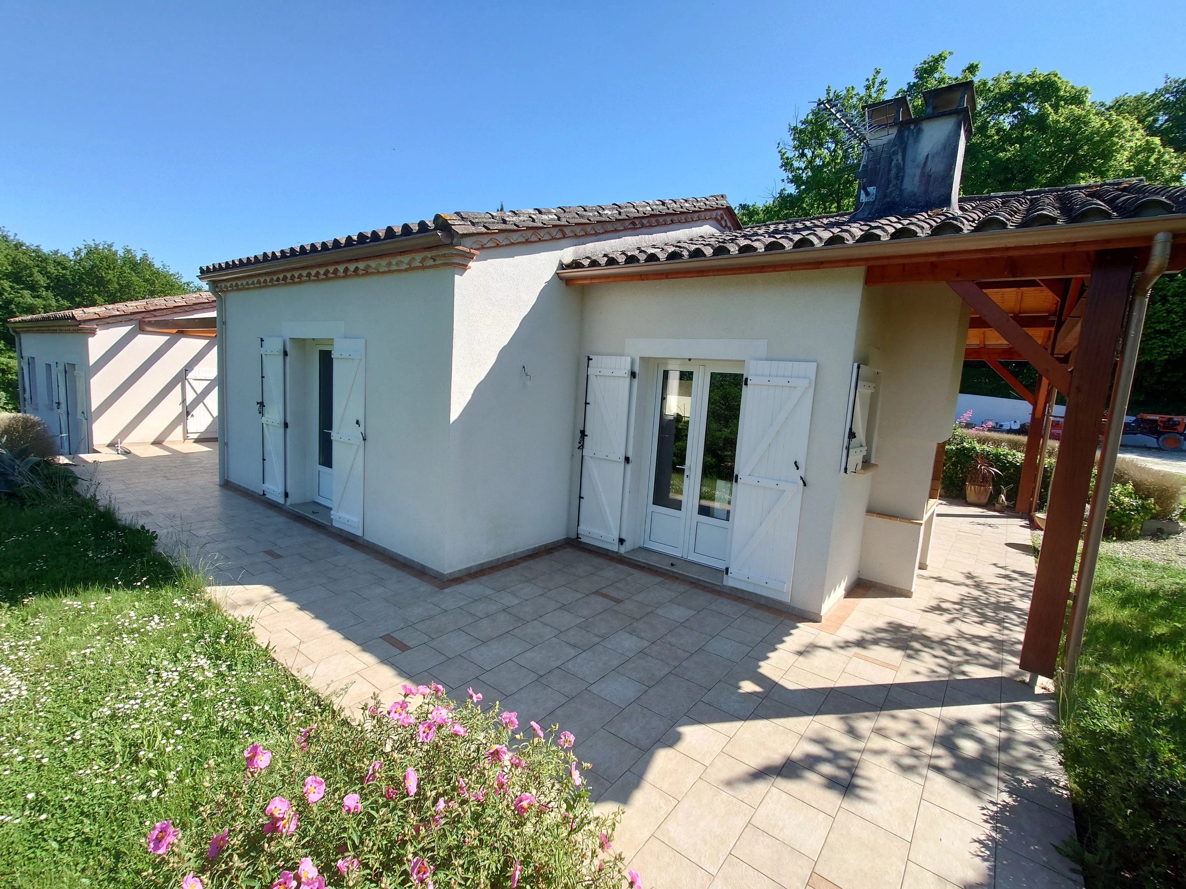 House in Villeneuve-sur-Lot - view 1