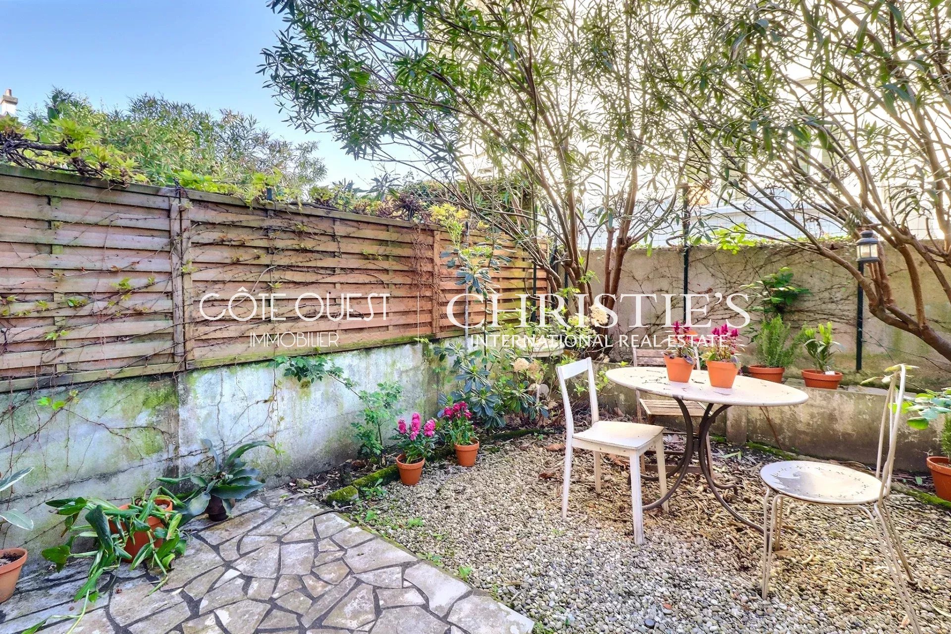 À vendre Biarritz - Grand studio avec jardin