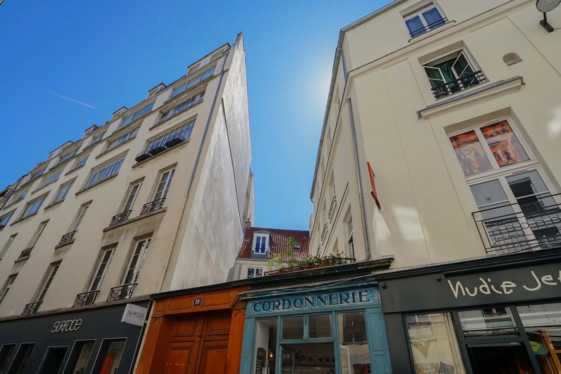 Paris 3e - MARCHÉ DES ENFANTS ROUGES
