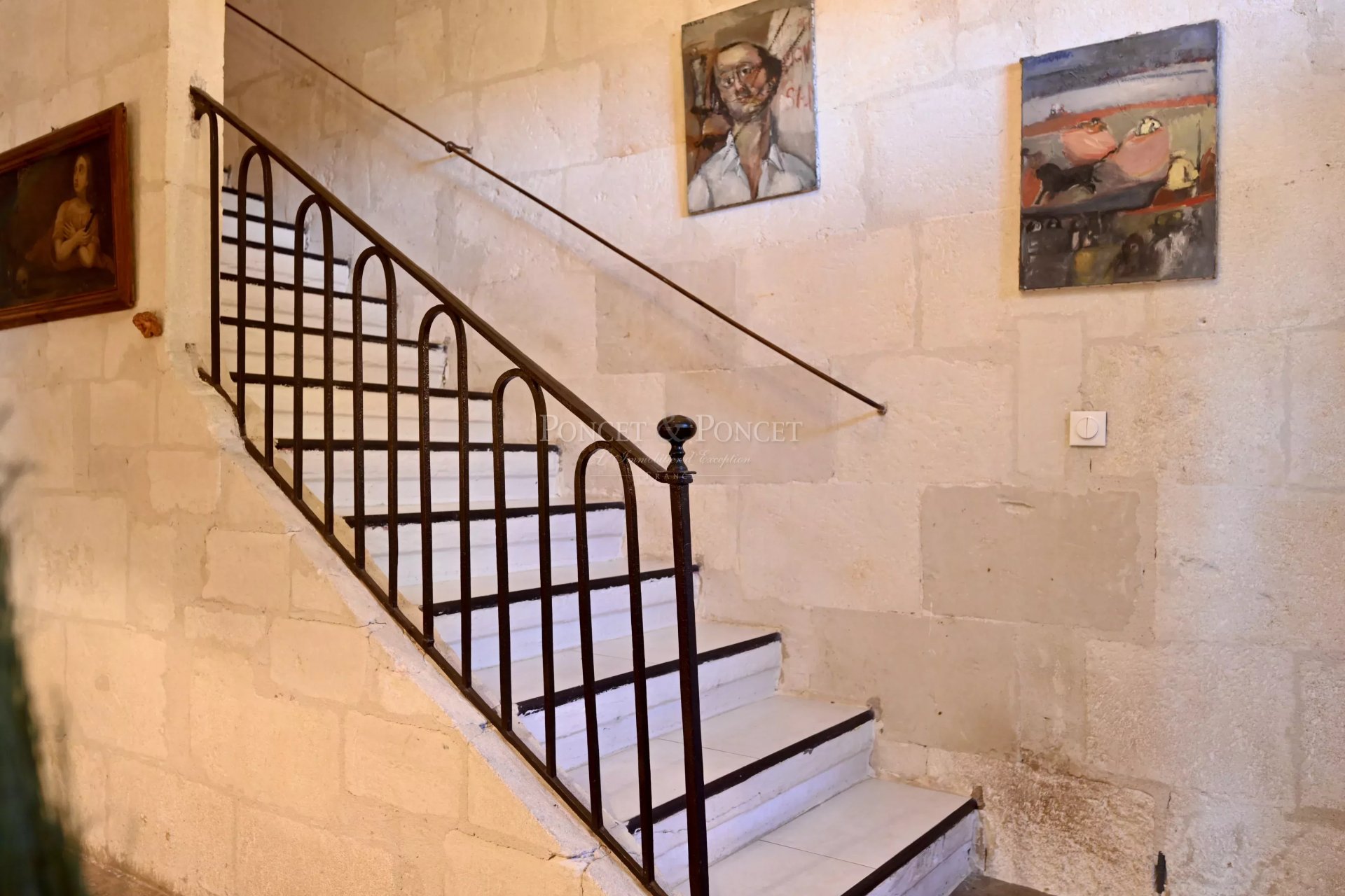 10 Bedroom Villa/Townhouse's Image 16