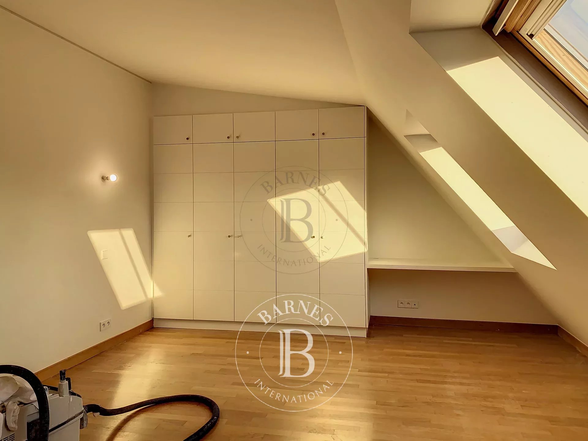 Daire Paris 9ème - picture 6