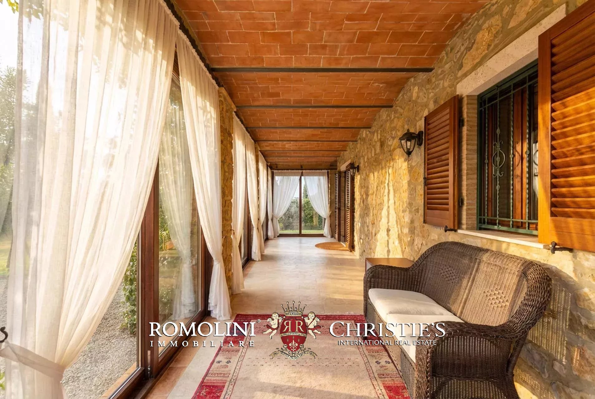 5 Bedroom Villa/Townhouse's Image 19