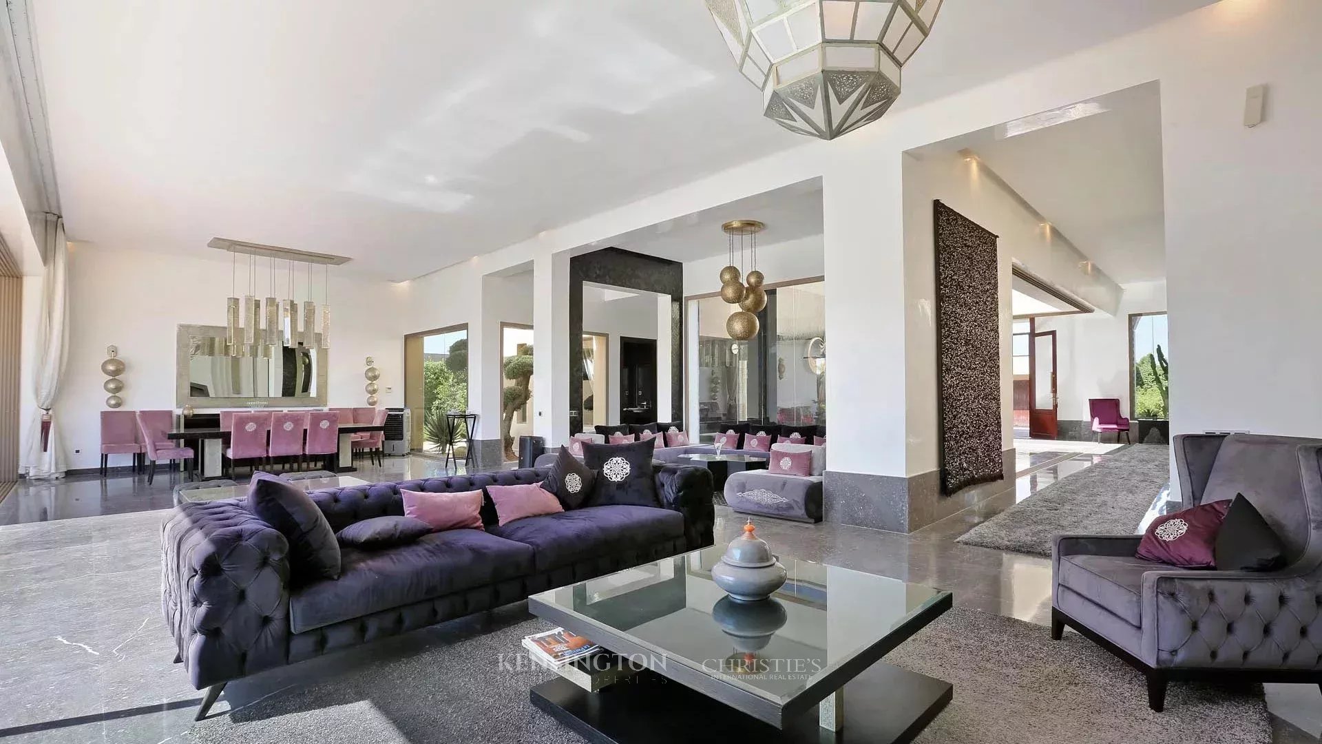 6 Bedroom Villa/Townhouse's Image 14