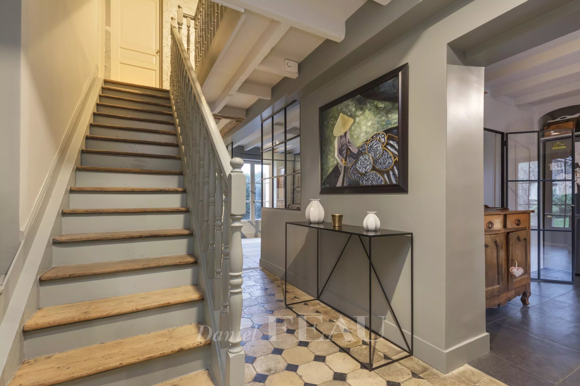 6 Bedroom Villa/Townhouse's Image 6
