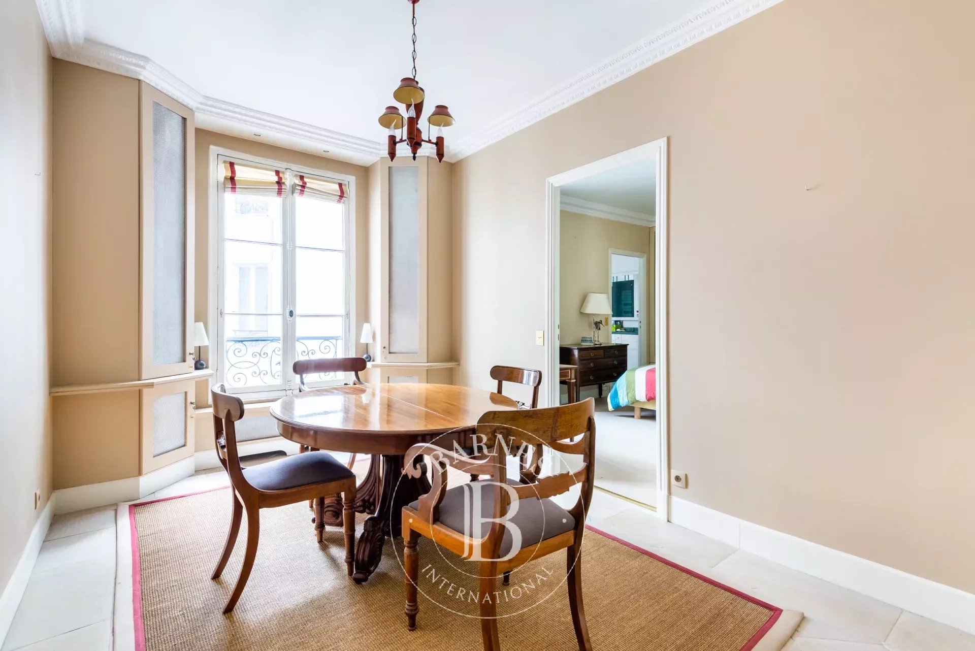 Daire Paris 8ème - picture 10