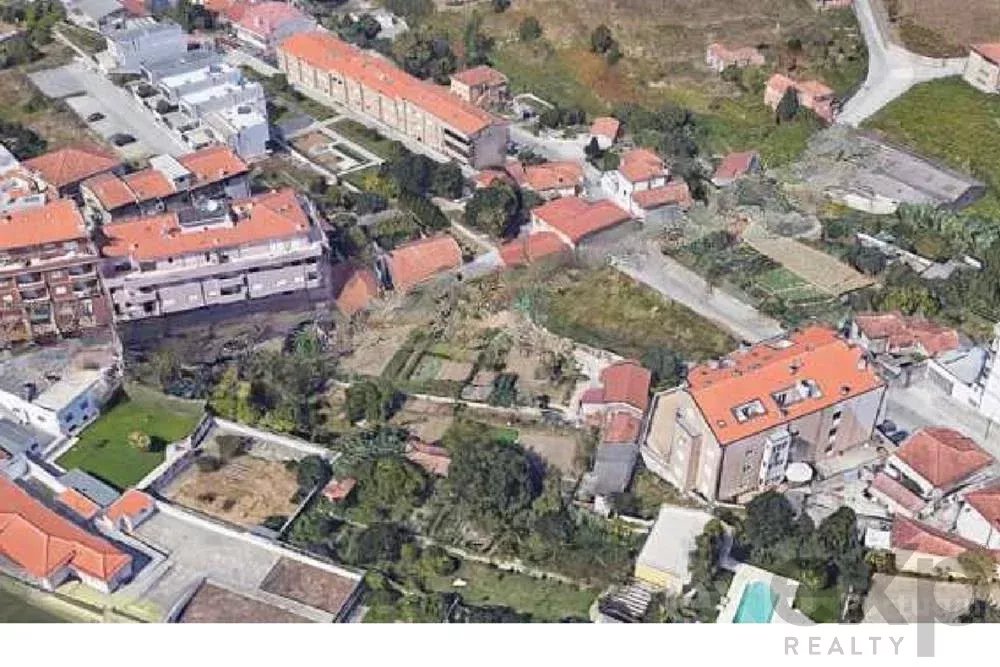 Terreno Promissor à Venda em Canelas, Porto