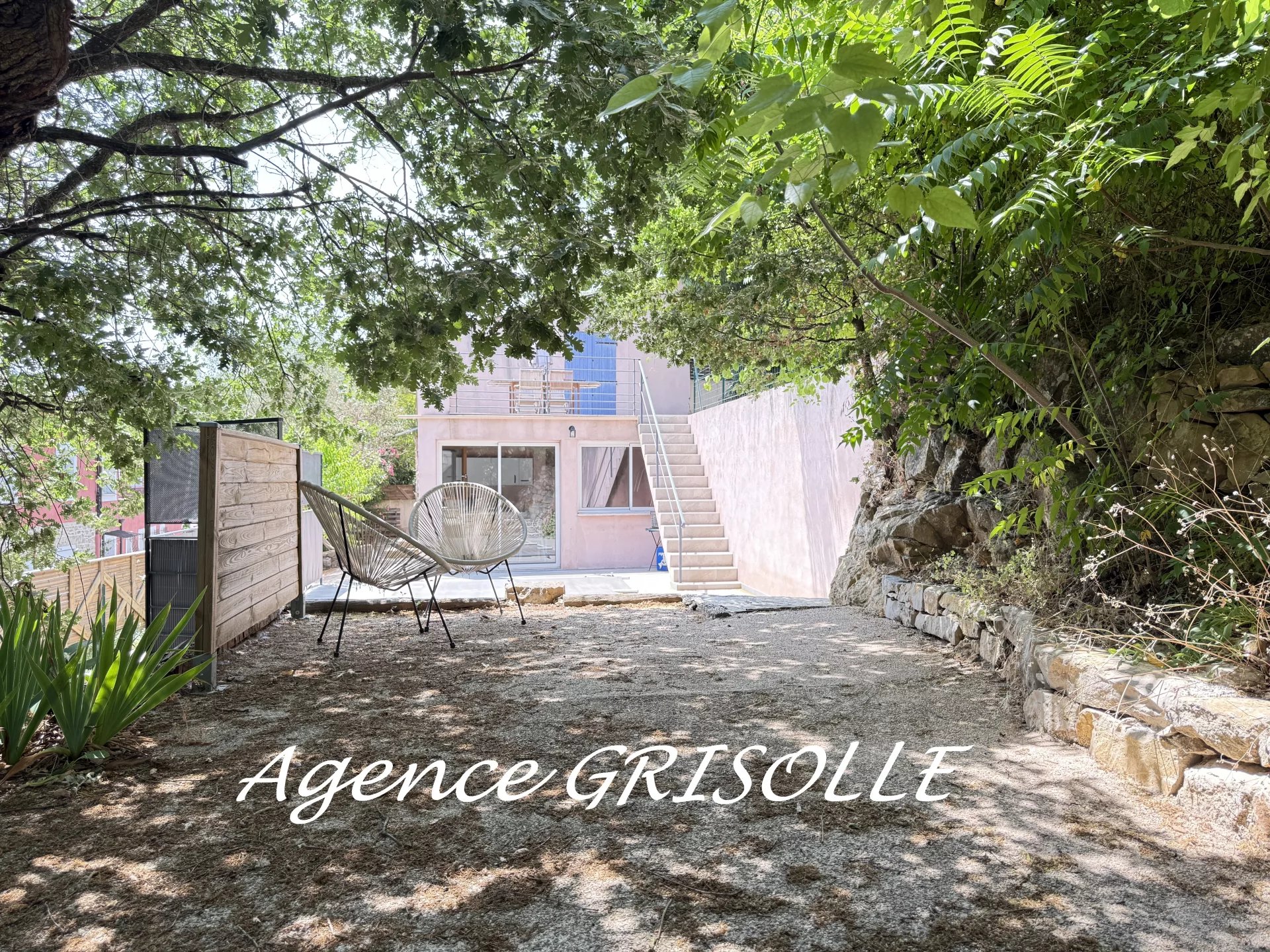 Agence immobilière de 