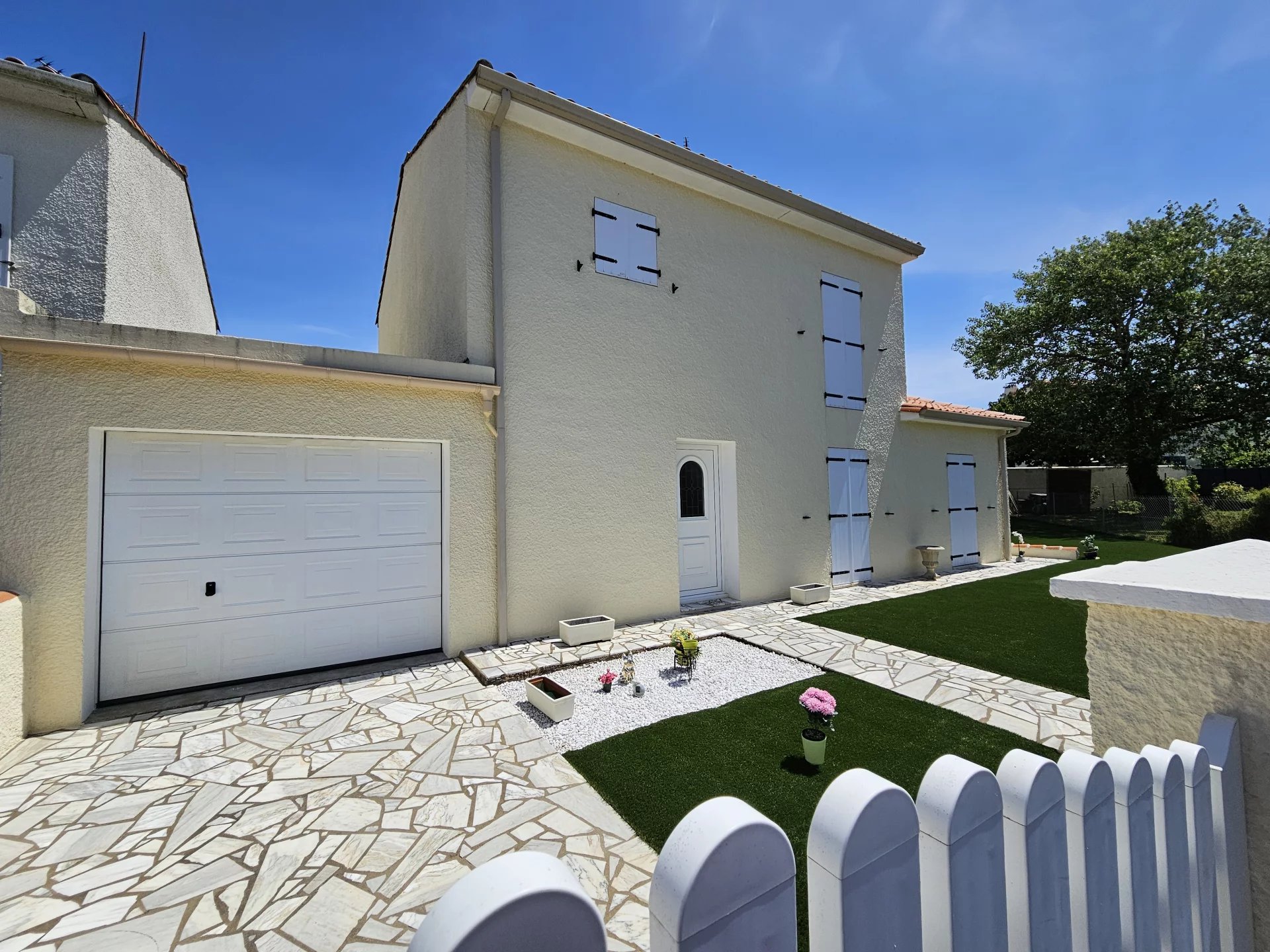 Life annuity House Aytré