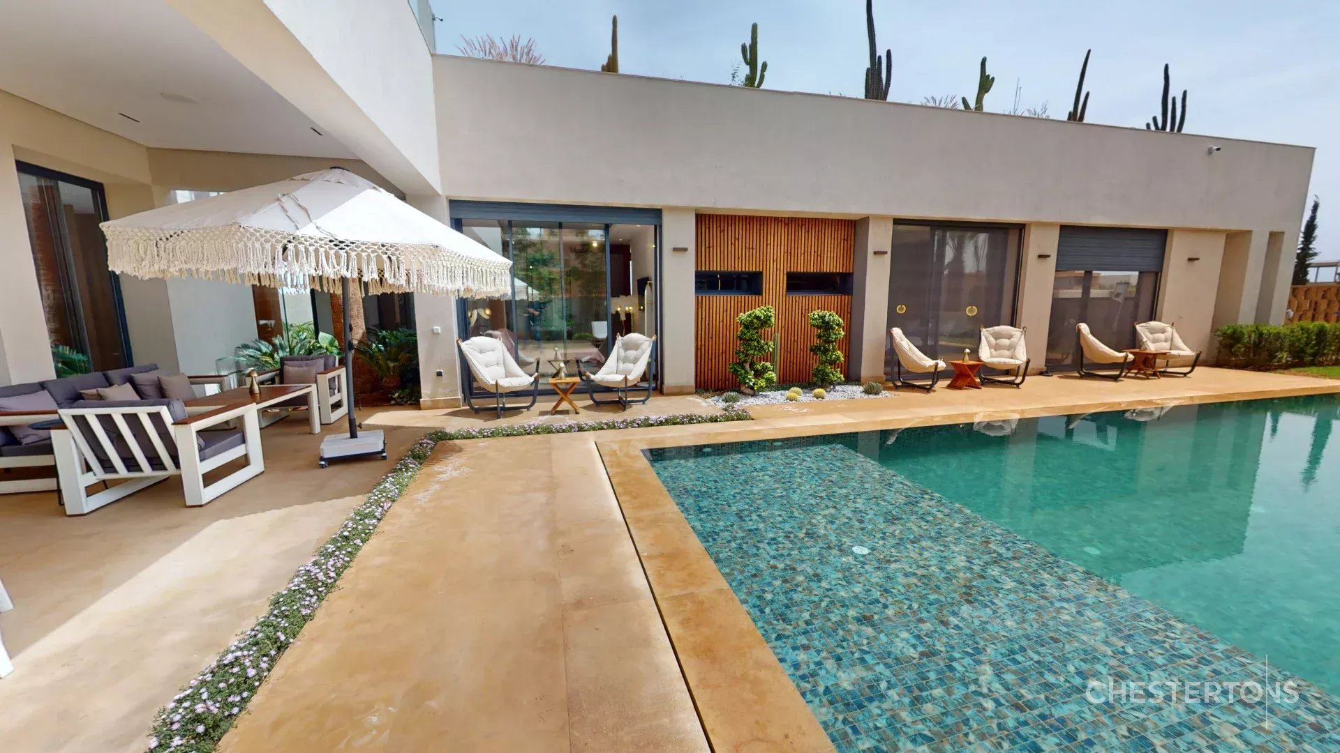 Image of Villa - 5 Bedrooms for Sale in Marrakech-Ménara-Marrakech-Morocco, Image 2