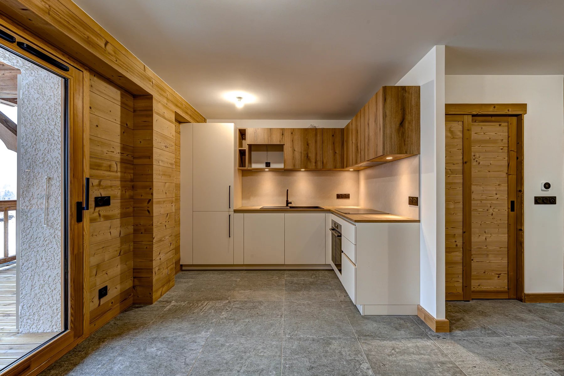 Photo of MORZINE - New 2 bedroom apartment ideally located