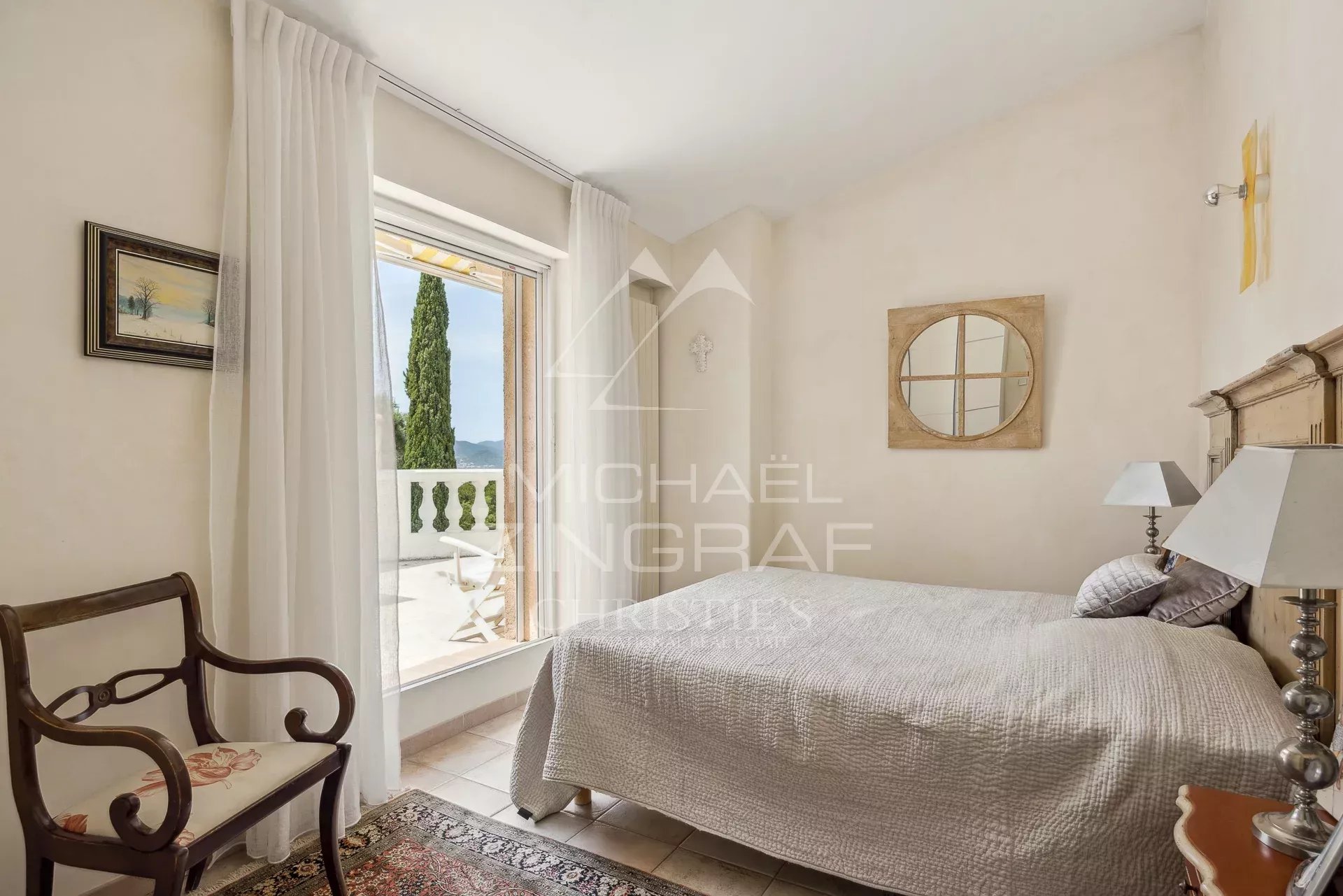6 Bedroom Villa/Townhouse's Image 4