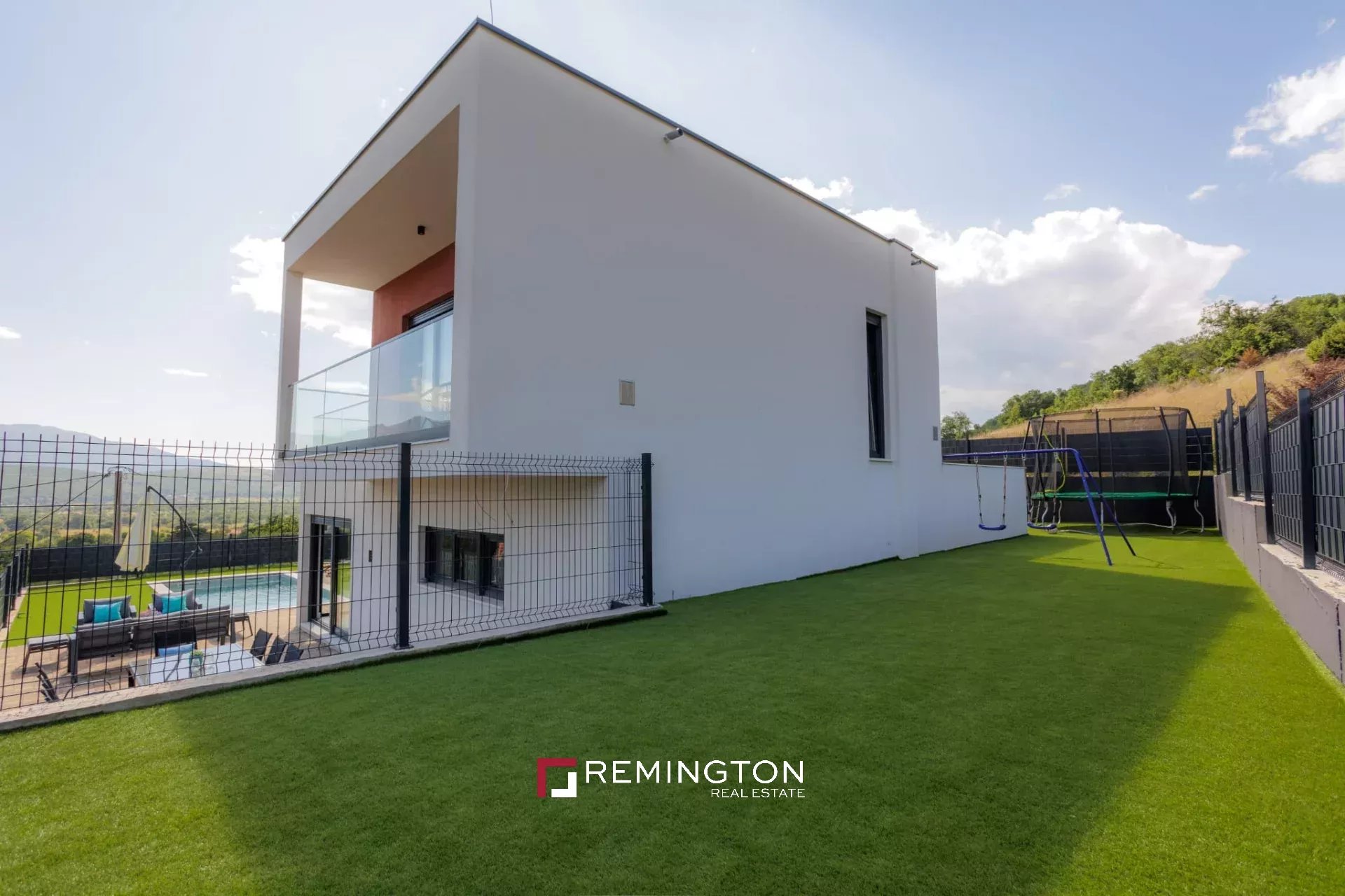 3 Bedroom Villa/Townhouse's Image 12