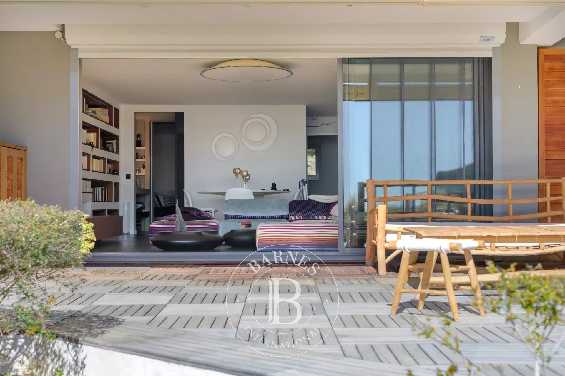 Daire Cassis - picture 14