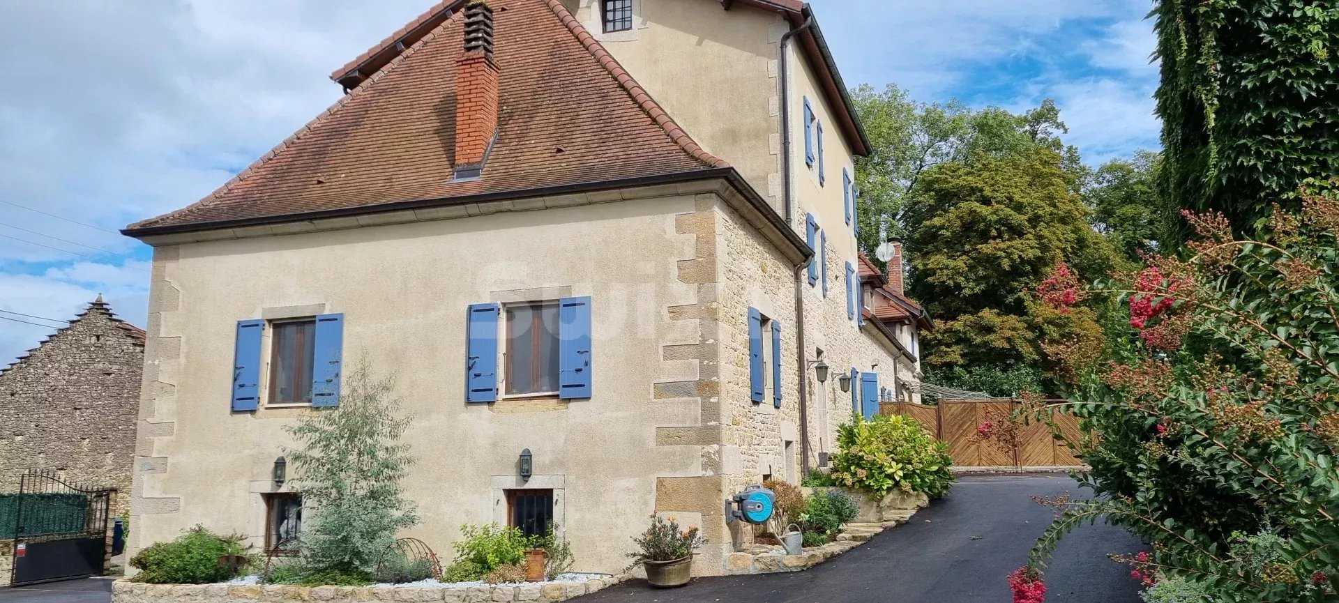 Agence immobilière de 