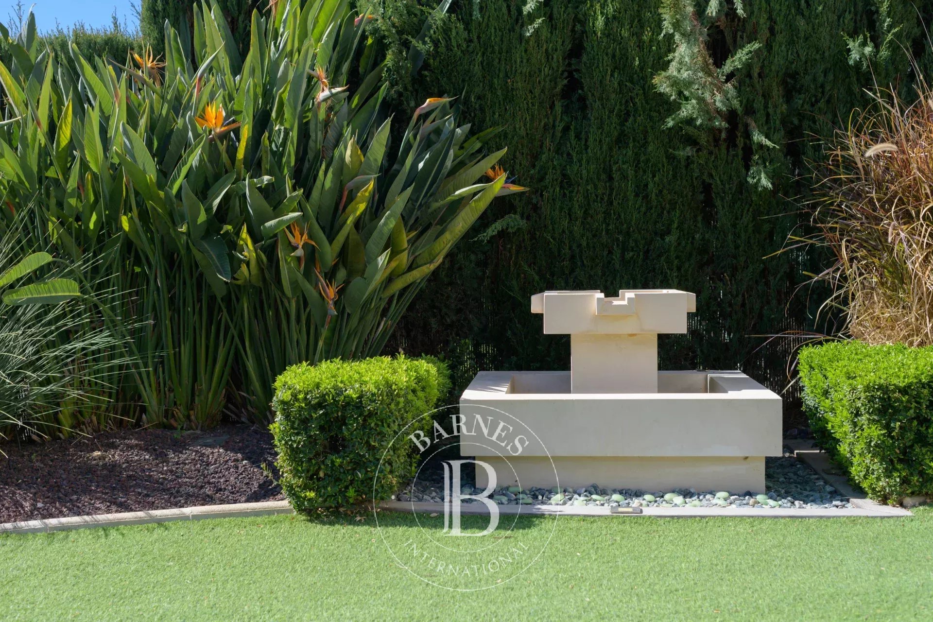 Daire Cassis - picture 22