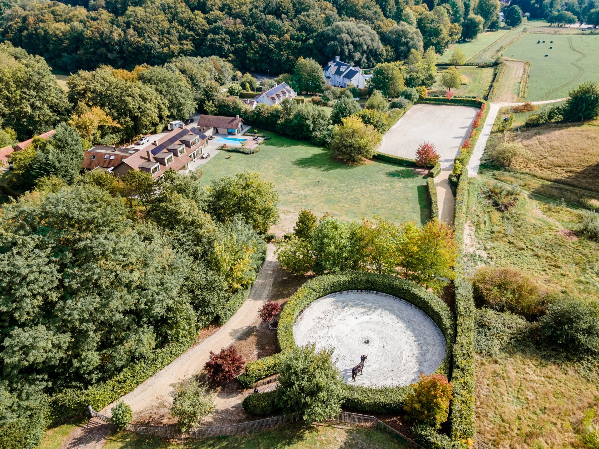 Propriété équestre dexception à la lisière de la Hulpe et dOhain