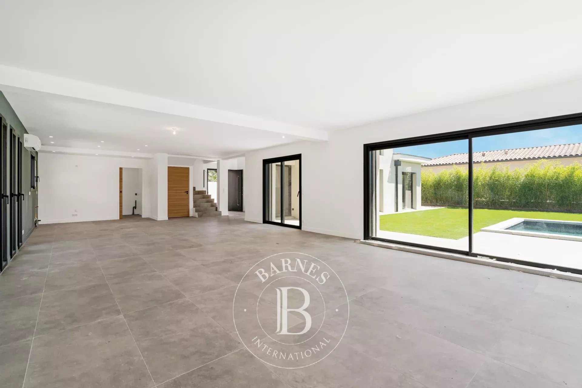 Ev Grimaud - picture 7