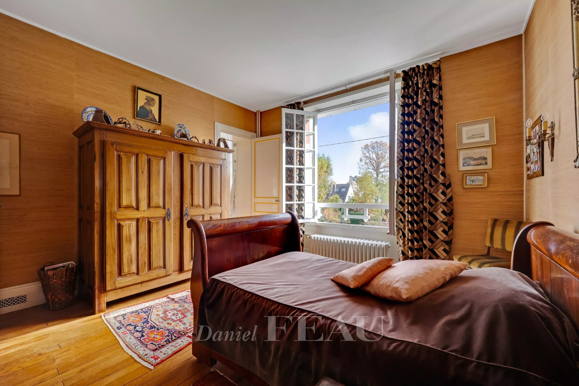 8 Bedroom Villa/Townhouse's Image 9
