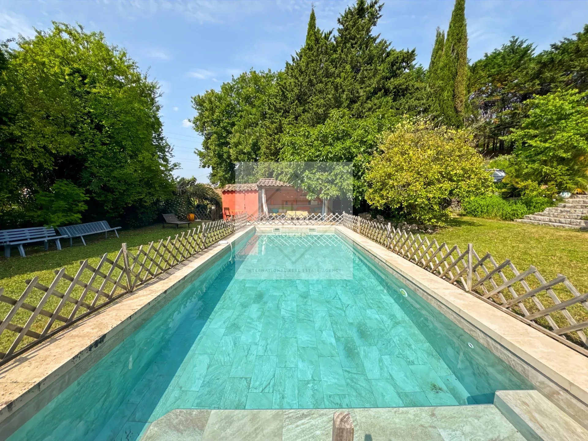 À louer – Élégante demeure au cœur de Mougins — фото 23