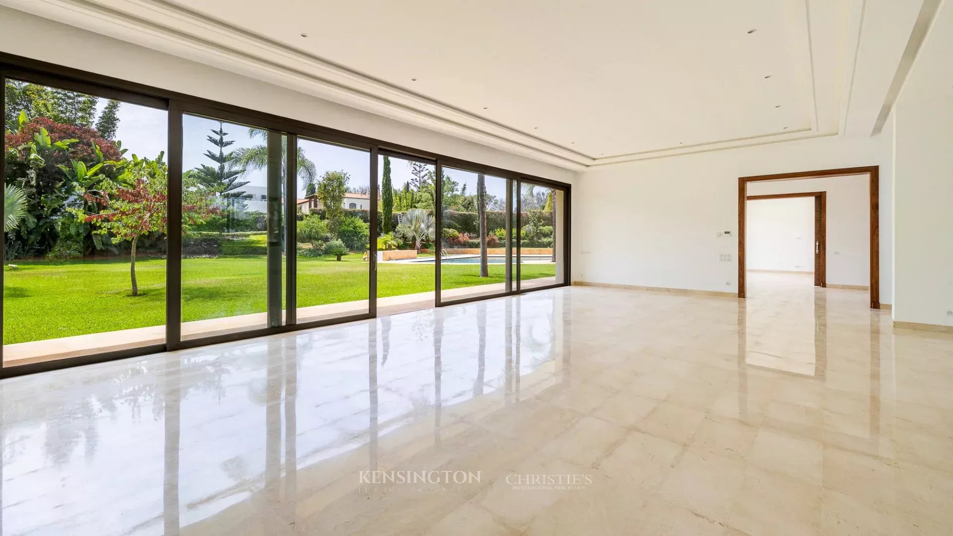 4 Bedroom Villa/Townhouse's Image 17