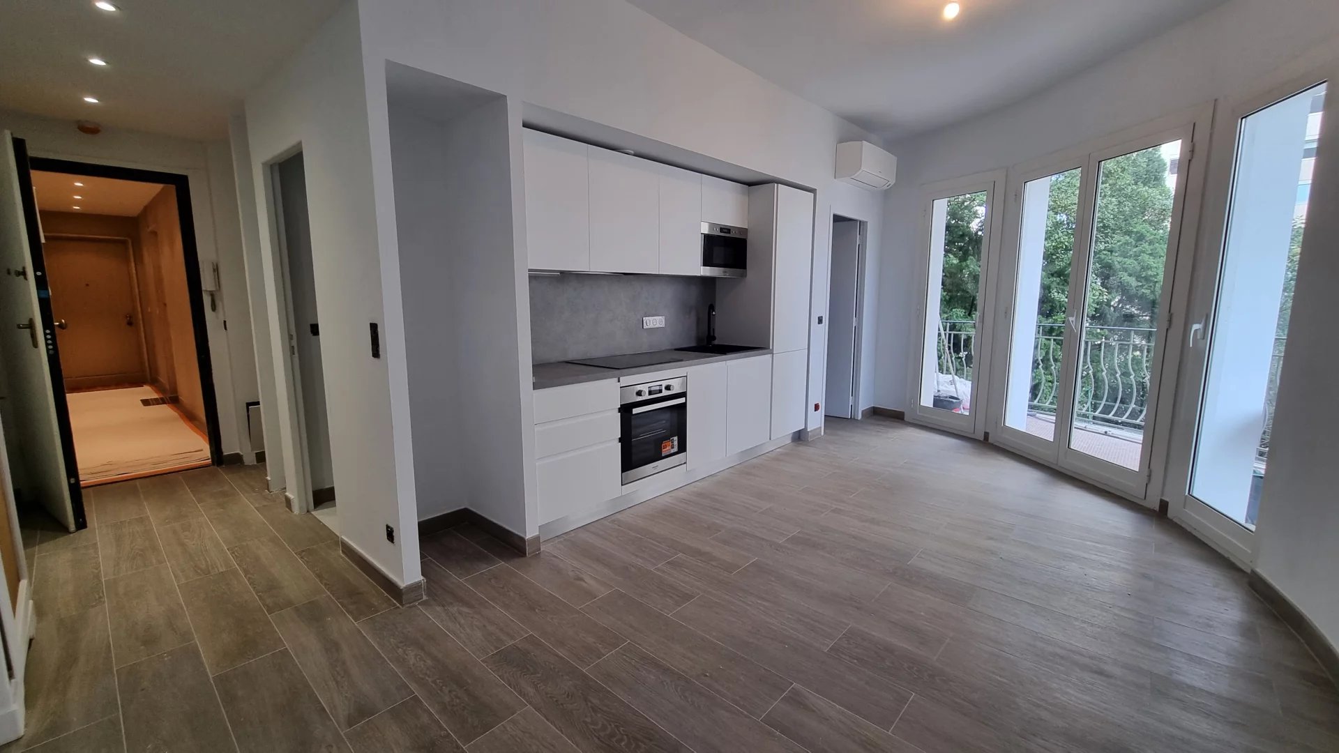 1BR FOR RENT RESIDENCE AUTEUIL