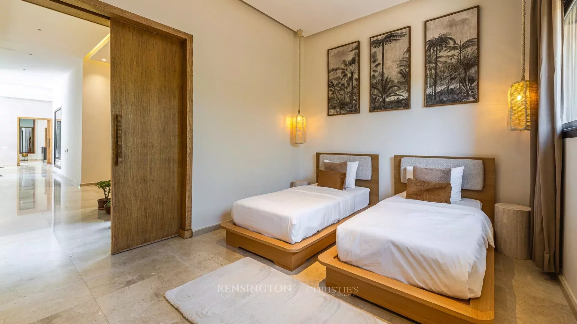 5 Bedroom Villa/Townhouse's Image 16