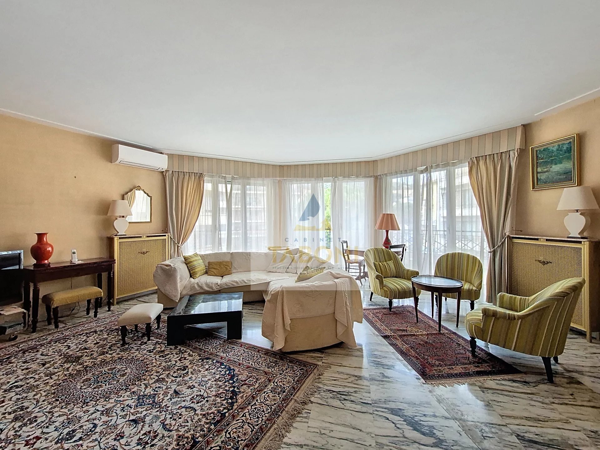 3 PIECES - RUE CAFFARELLI