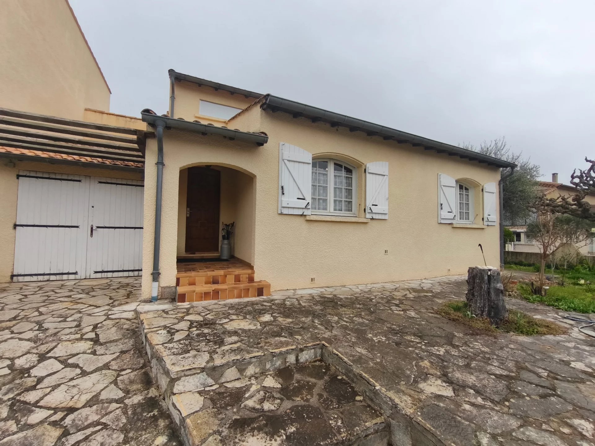 À louer - Maison meublée avec jardin à Clermont l'Hérault