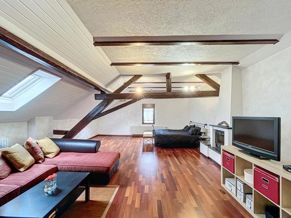 Magnifique maison avec grand jardin ! Parfait pour une famille !