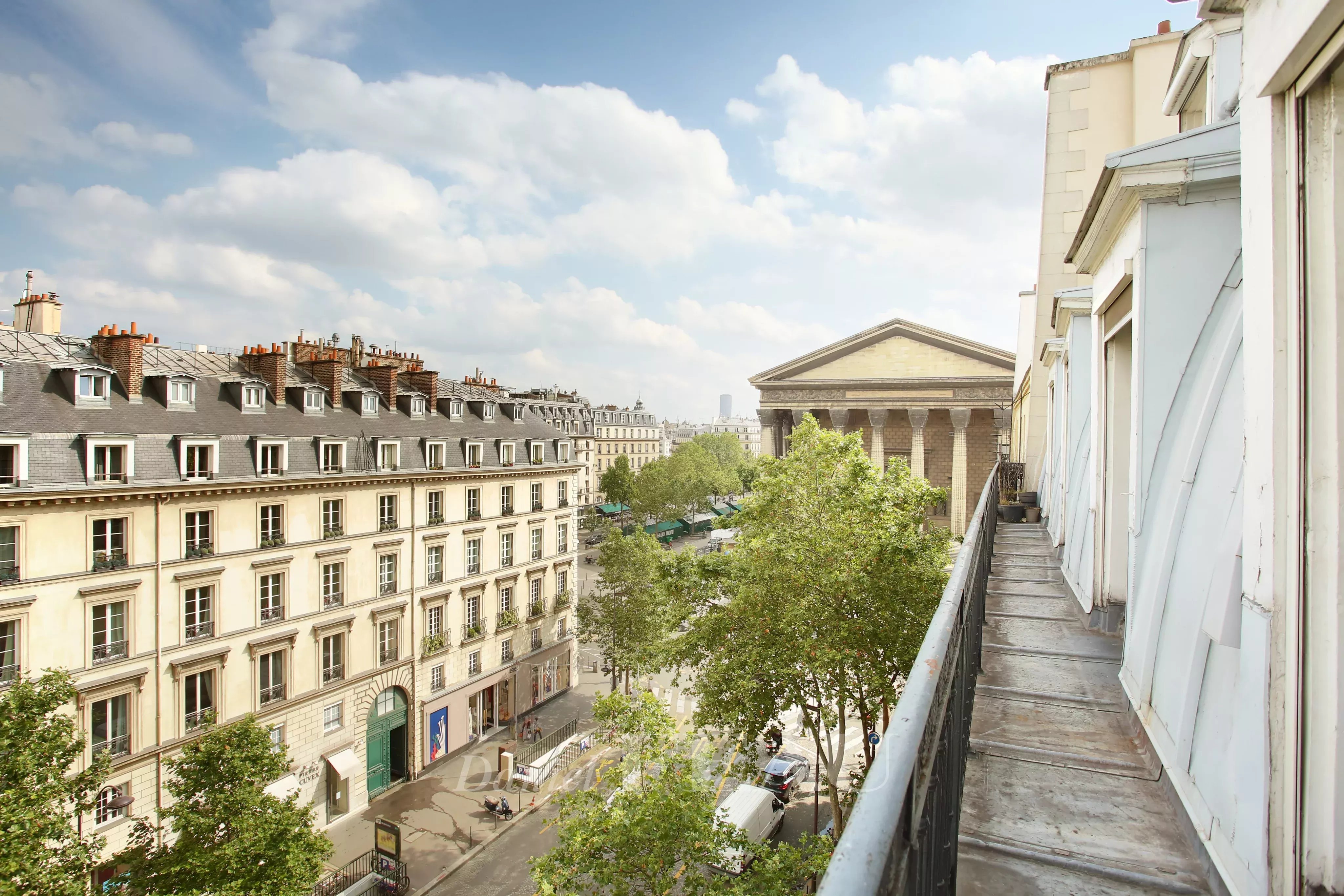 Rental Apartment Paris 8th