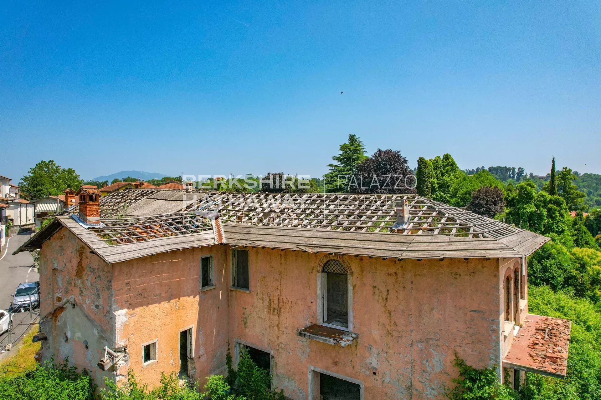 House in Leggiuno - Image 4
