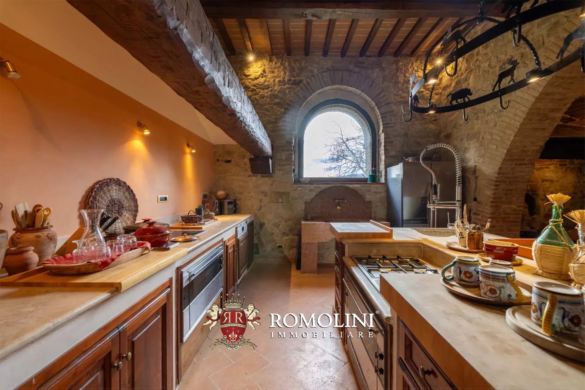 10 Bedroom Villa/Townhouse's Image 170