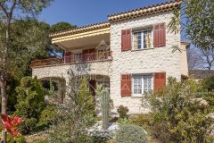 Vence – Charming Property Within Walking Distance of the Town Center — photo 4 of 7